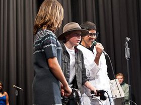 schule ohne rassismus220x-9.jpg